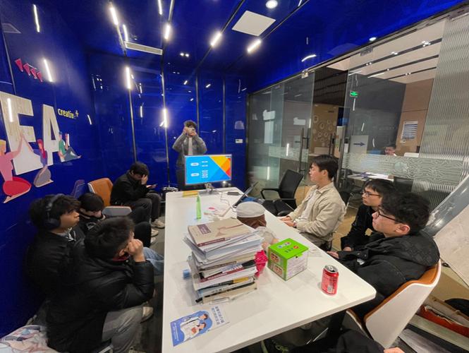 凌睿工作室成功举办竞赛经验分享会，凌睿科技助力创新人才培养
